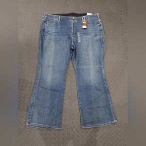 NWT Lane Bryant High-rise Essential Stretch Boot Cut 28 Regular